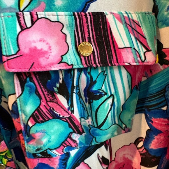 BCBG MAXAZARIA Vibrant Floral Long Sleeve Shirt LG - Picture 5 of 9